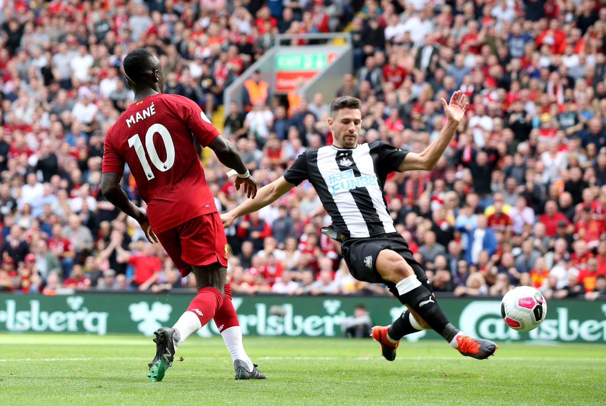 背后所蕴含 背后所蕴含